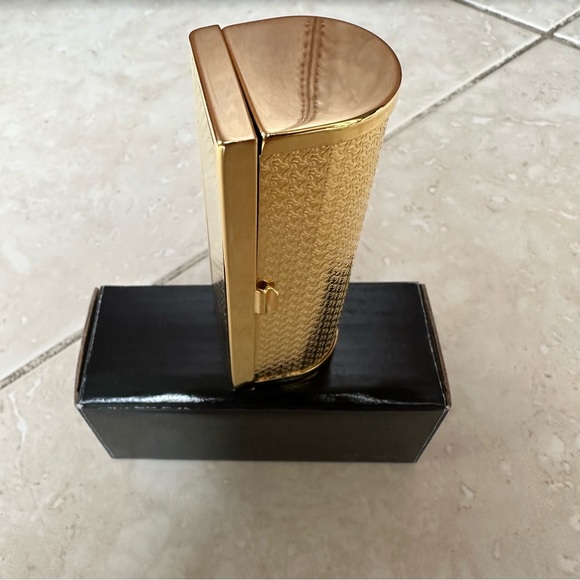 Beautiful lipstick case - Picture 4 of 11